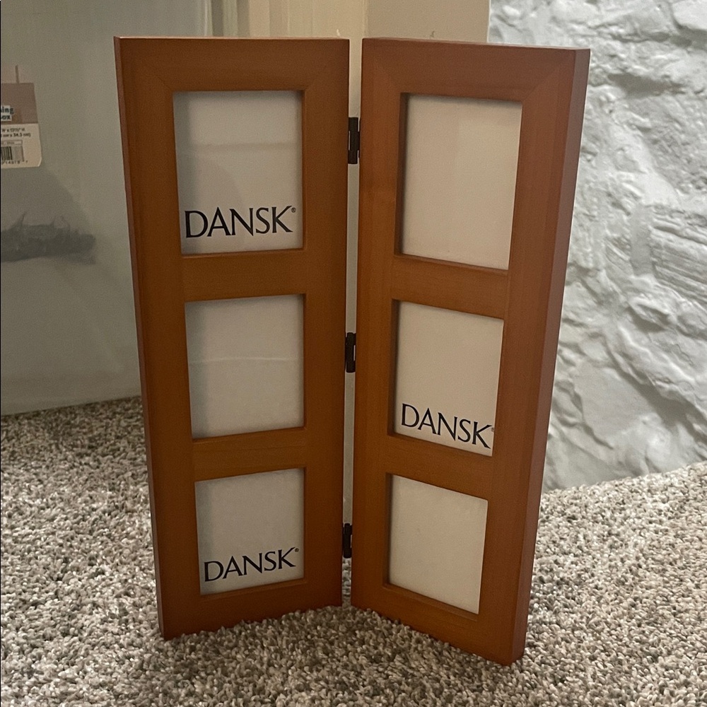 4/$20 sale Dansk Tan Dual Panel 6 Photo Desk Frame